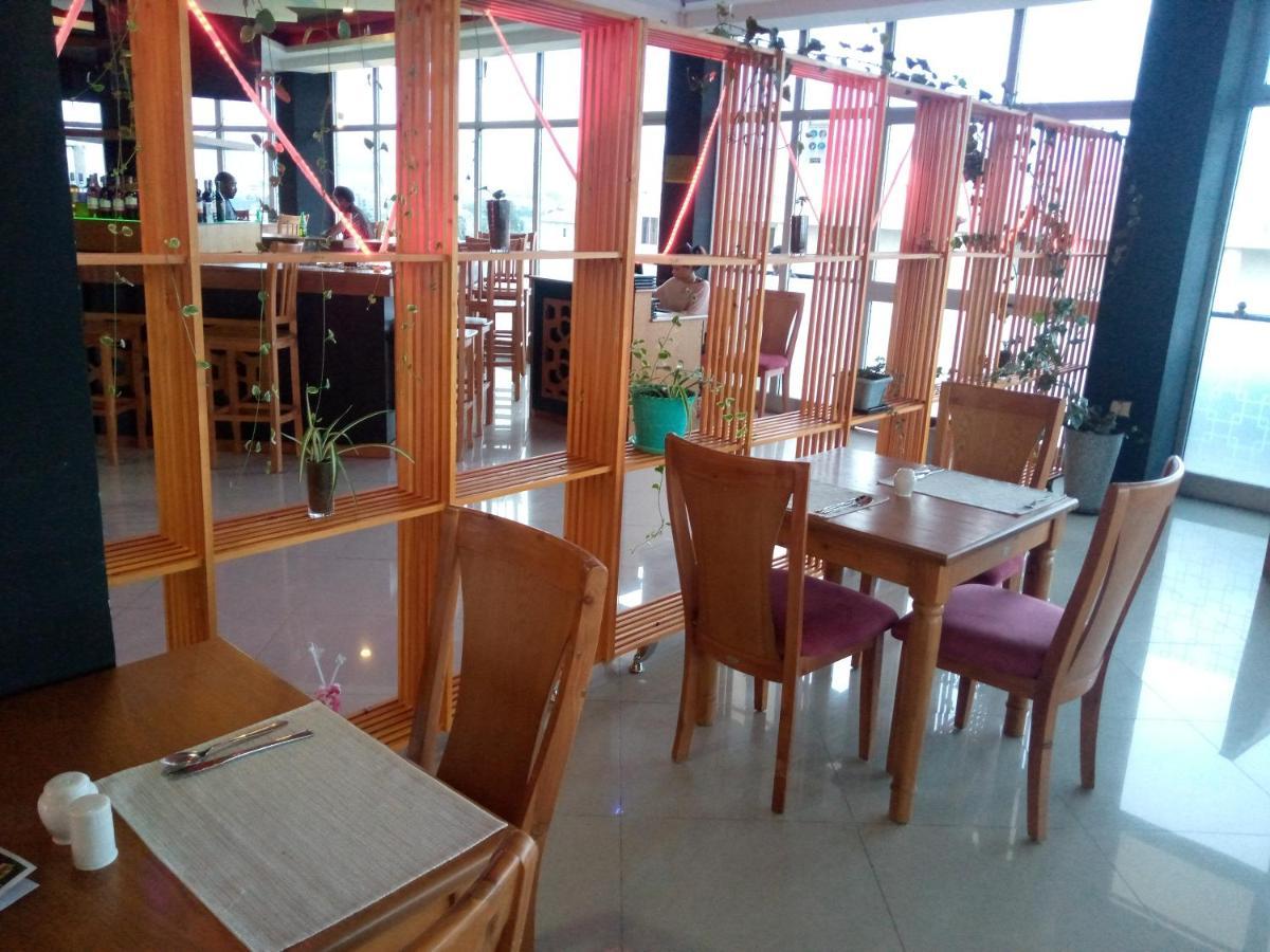 Bruhway Hotel Addis Ababa Exterior foto