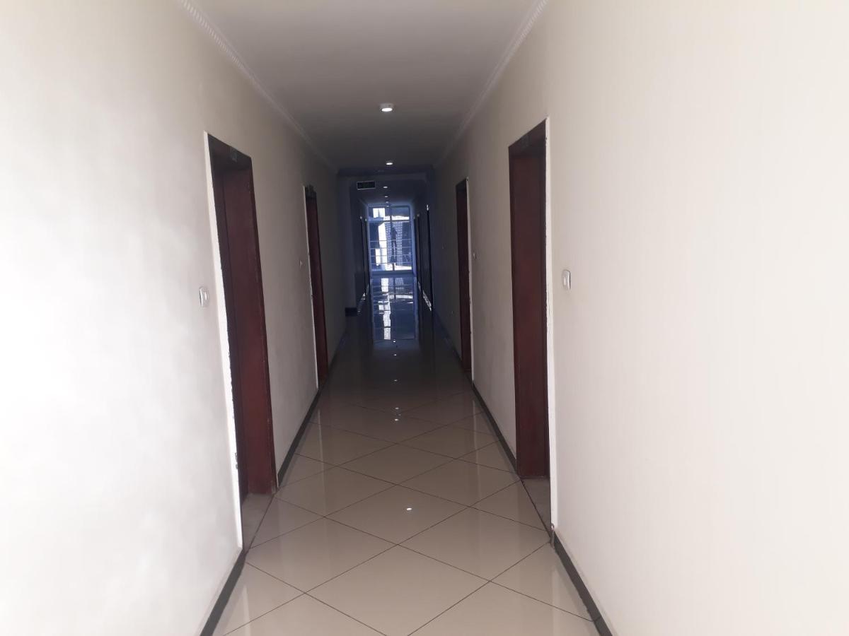 Bruhway Hotel Addis Ababa Exterior foto